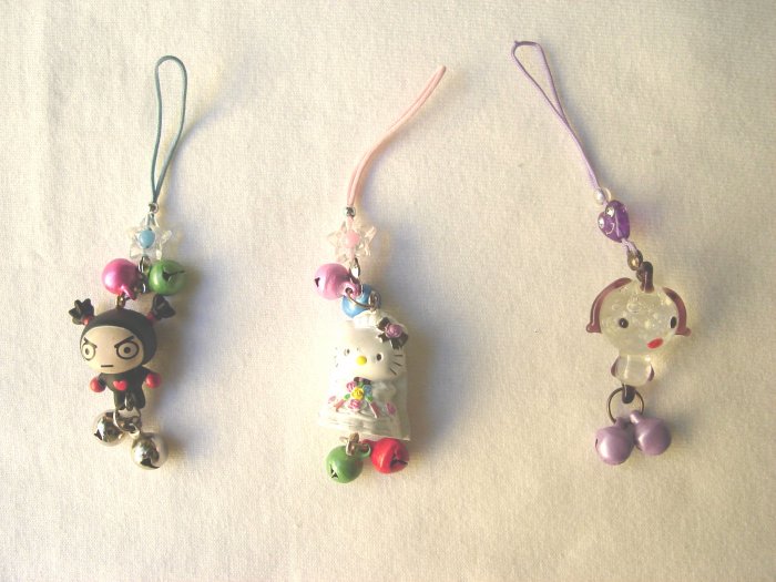 KCL-8012 Plastic Doll & Metal Bell Chinese Knot set