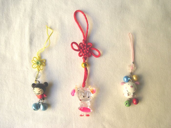 KCL-8013 Plastic Doll & Metal Bell Chinese Knot set