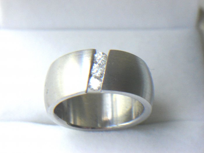 RHD-8038 Stainless Steel CZ Band Ring