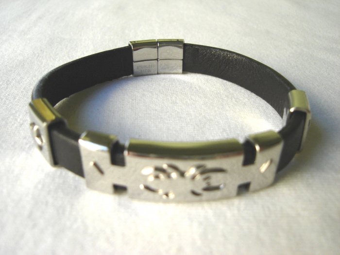 BHY-6011 Stainless Steel & Genuine Leather Bracelet