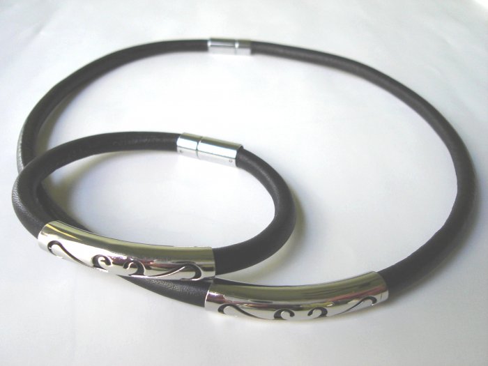 Free shipping--Stainless Steel & Genuine Leather Jewelry set
