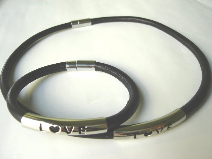 Free shipping--Stainless Steel & Genuine Leather Jewelry set