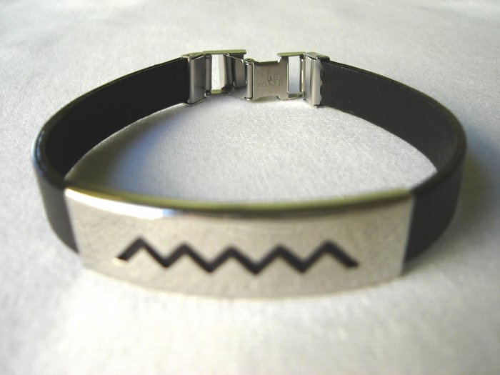 BHY-6001 Stainless Steel and Genuine Leather Bracelet