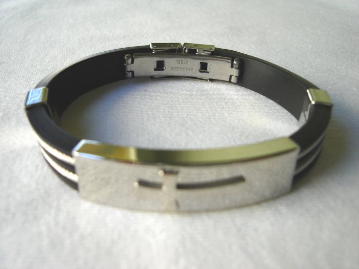 Free shipping--Stainless Steel And Rubber Bracelet