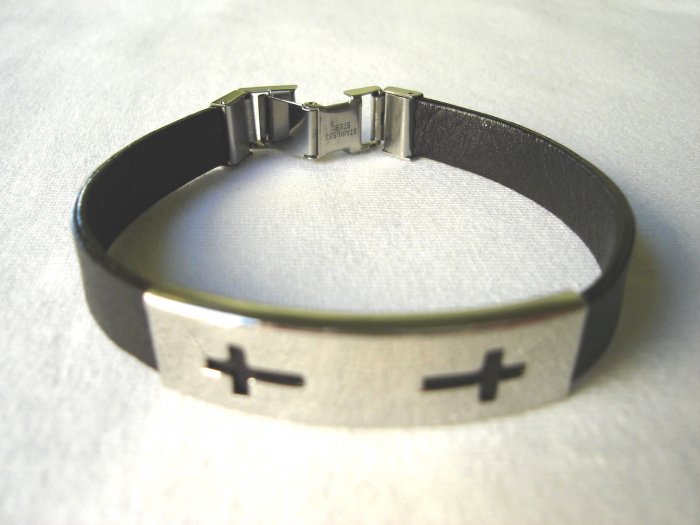 BHY-6008 Stainless Steel and Genuine Leather Bracelet