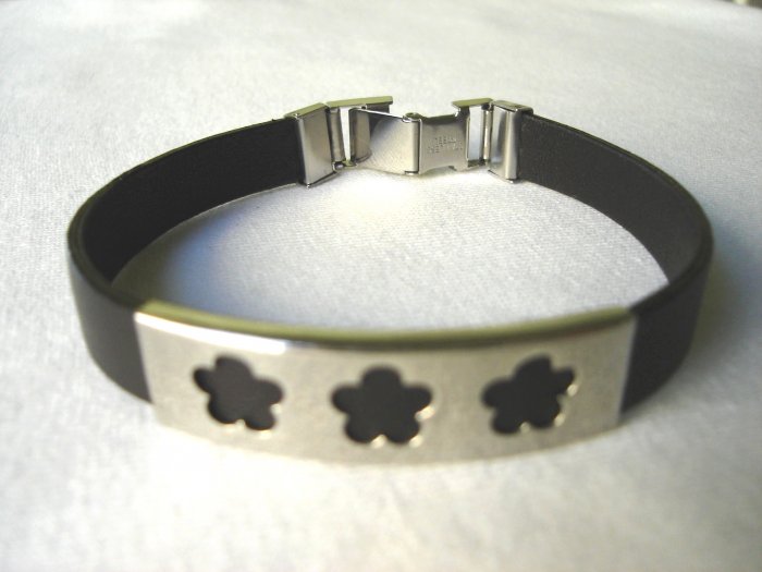 BHY-6004 Stainless Steel and Genuine Leather Bracelet