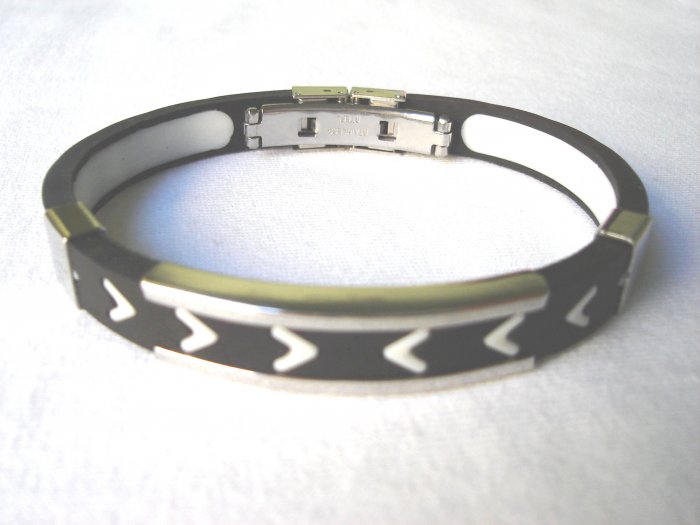 BHY-2028 Stainless Steel And Rubber Bracelet