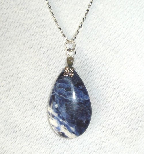 HDP-1002 Sodalite Stone Pendant