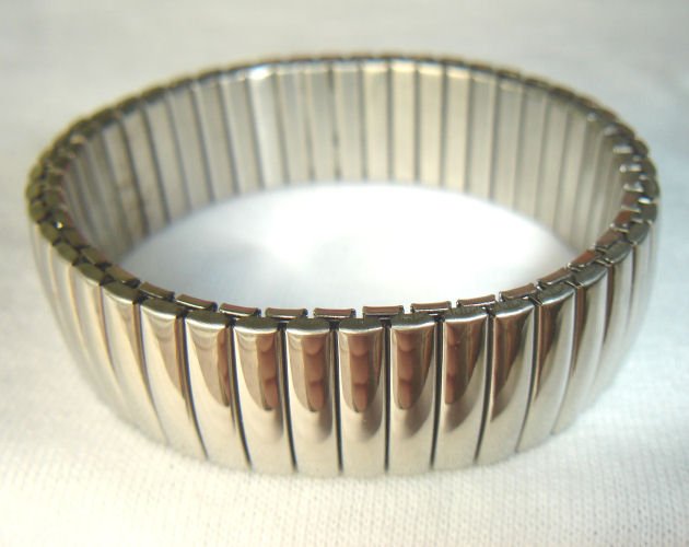BHY-3050 Stainless Steel Stretch Bracelet