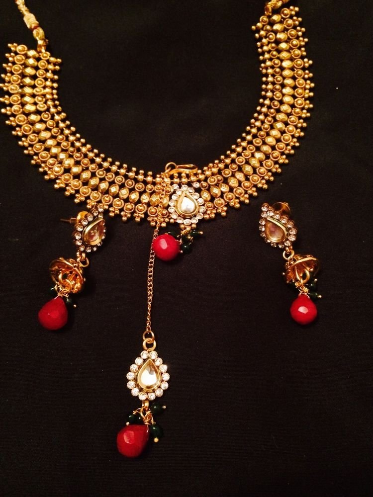 Brand New Indian Wedding Golden Necklace With Earrings And Mang Tikka