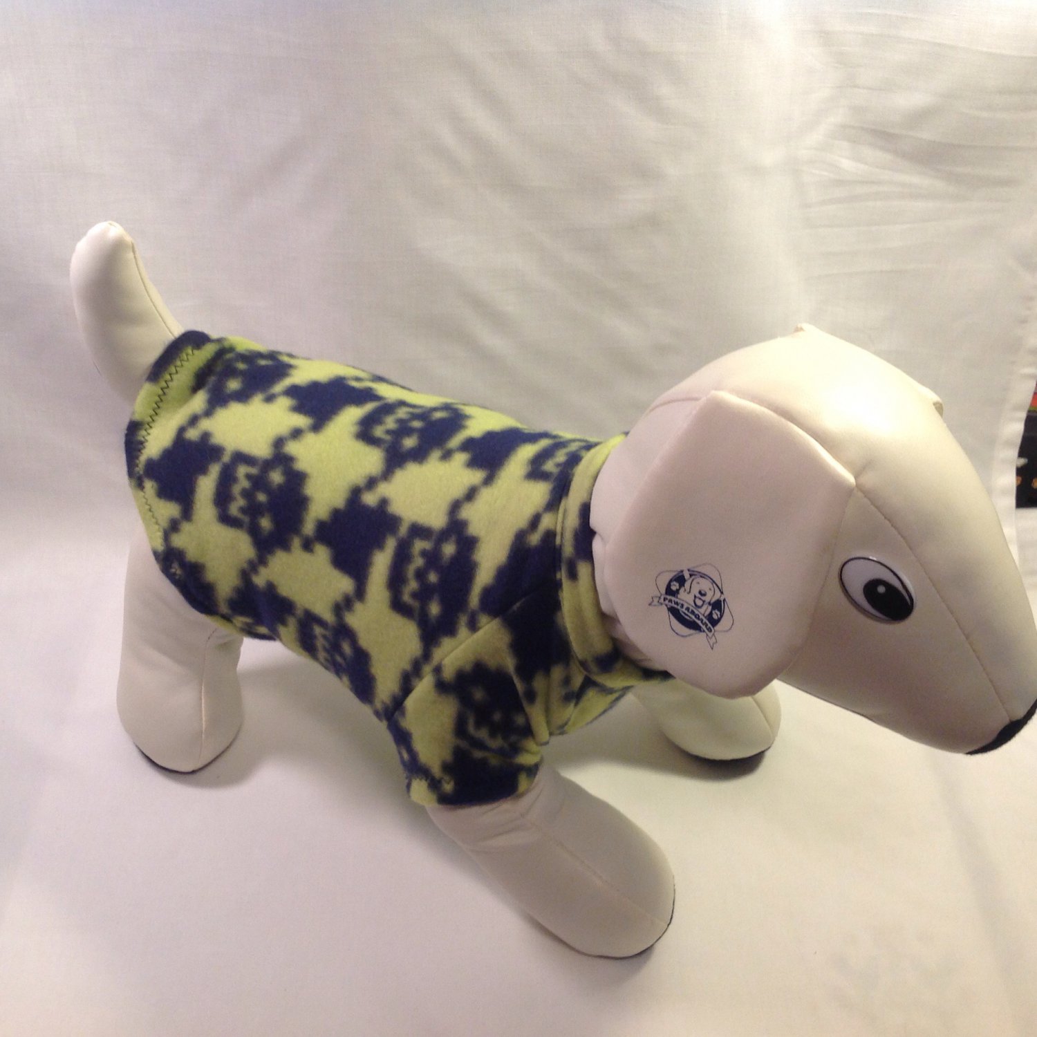 dog shirt SMALL lime with navy skulls dog shirts fleece sweater sweatshirt puppy