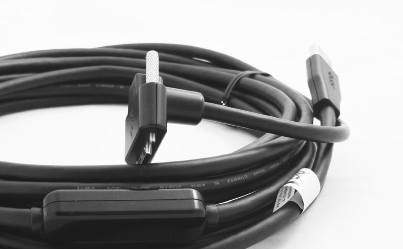 USB 3.0 Active Repeater Cable -A Male to Micro-B Male Extension with Locking -Down Angle -32Ft (10M)
