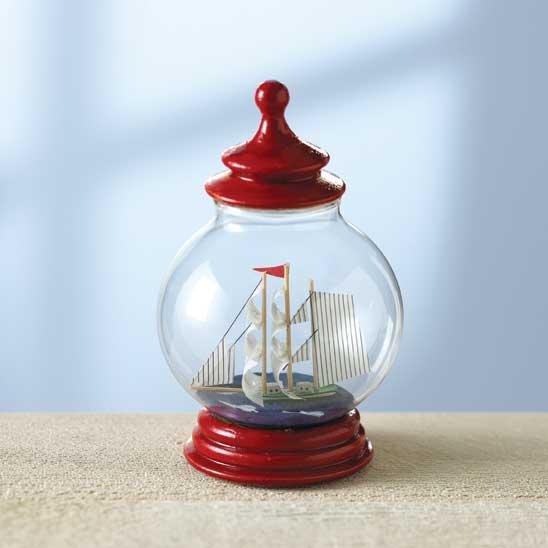 BOAT IN RED LANTERN