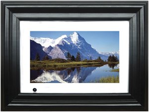 Sungale 7" Widescren TFT 3 in 1 Card Reader Digital Photo Frame
