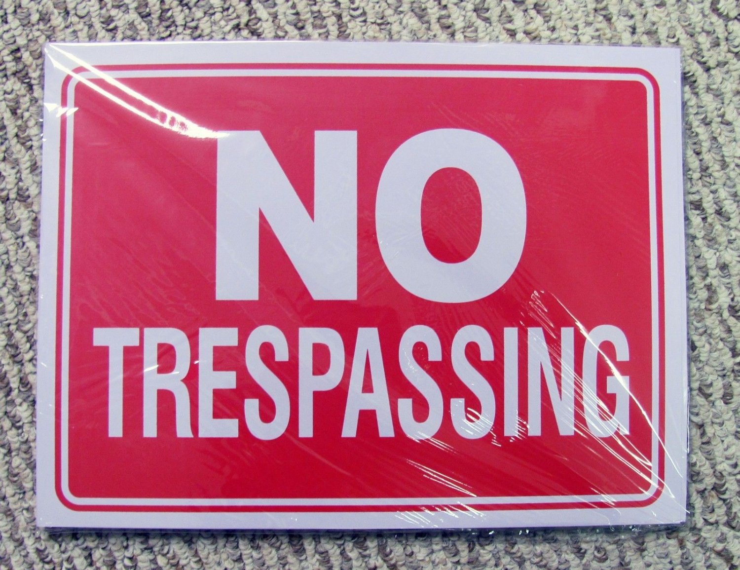 No Trespassing Signs 24-Pack Plastic 9 x 12 Red White