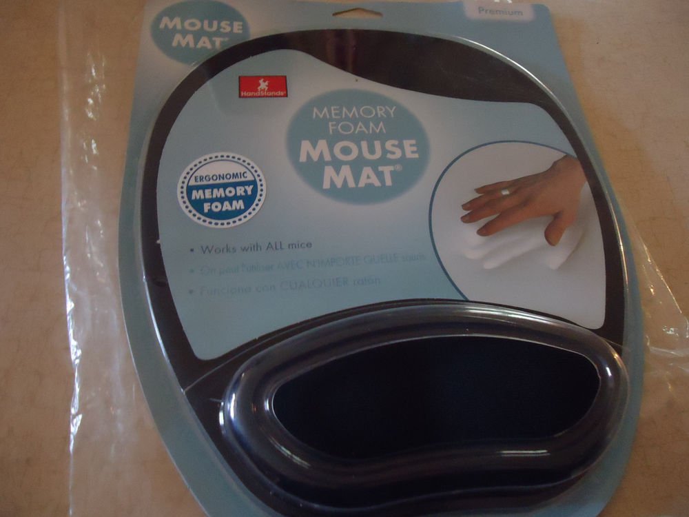 NEW MEMORY FOAM MOUSE MAT.....BLACK....WORKS ON ALL MICE