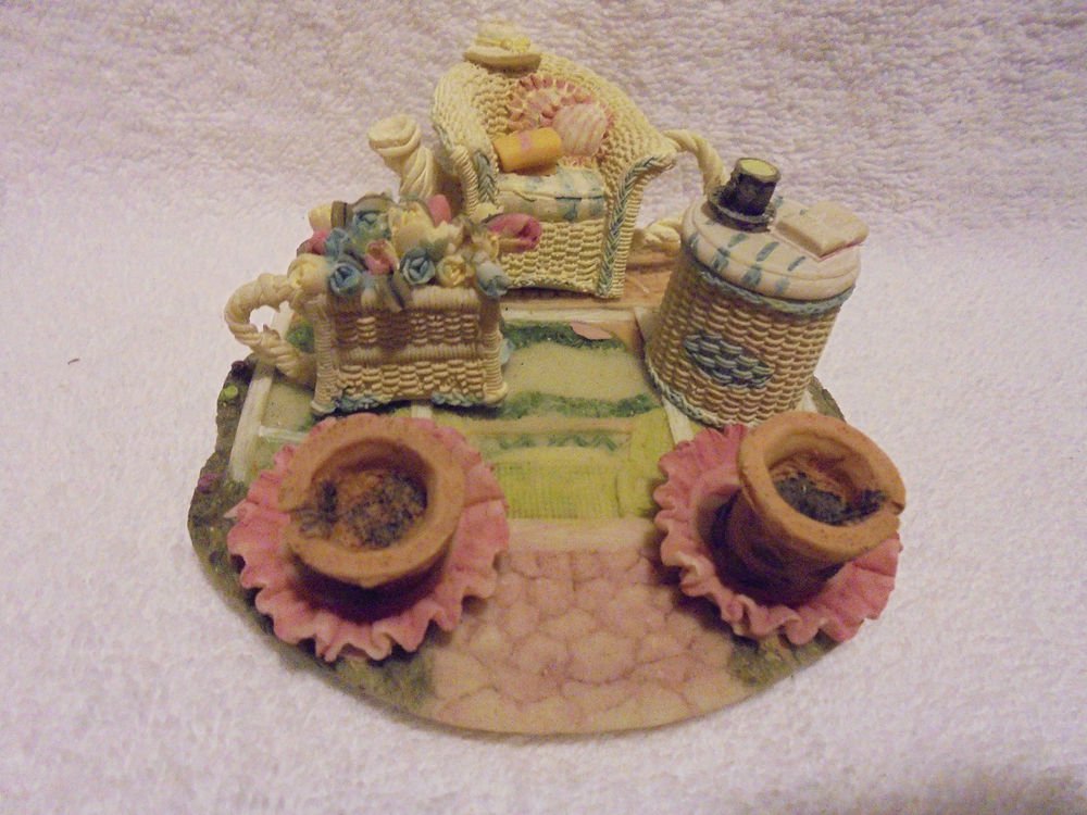 BEAUTIFUL GAZEBO MINATURE TEA SE..DETAILED SO DIFFERENT & UNIQUE...10PC