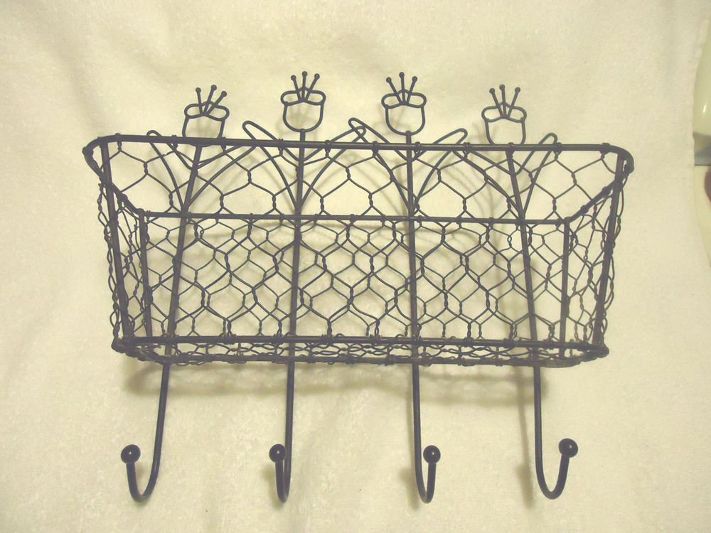 VINTAGE WIRE DECORATIVE HANGING BASKET WITH HOOKS ON BOTTOM FOR KEYS/OTHER--BIG