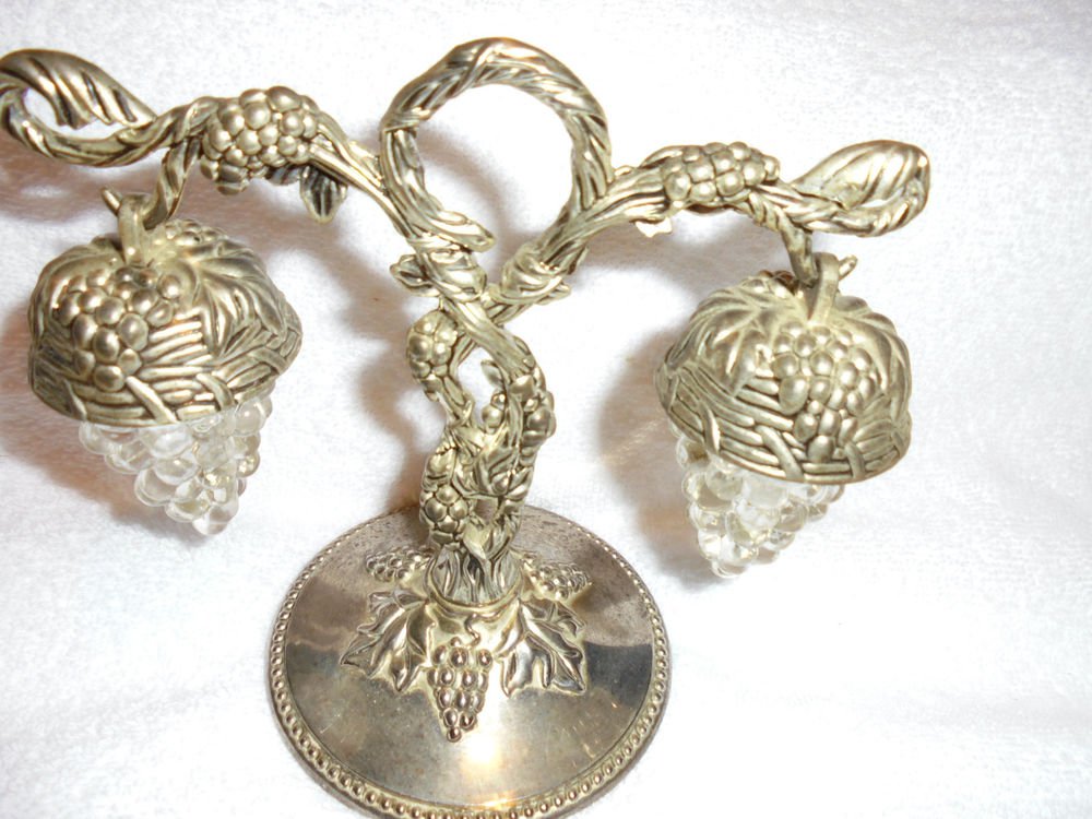 VINTAGE INTERNATIONAL SILVER CO. GRAPE SALT & PEPPER SHAKERS....NICE/HEAVY