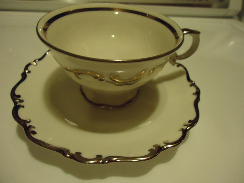 PLATINUM ELEGANCE BY SCHUMANN/BAVARIA CUP & SAUCER..VINTAGE