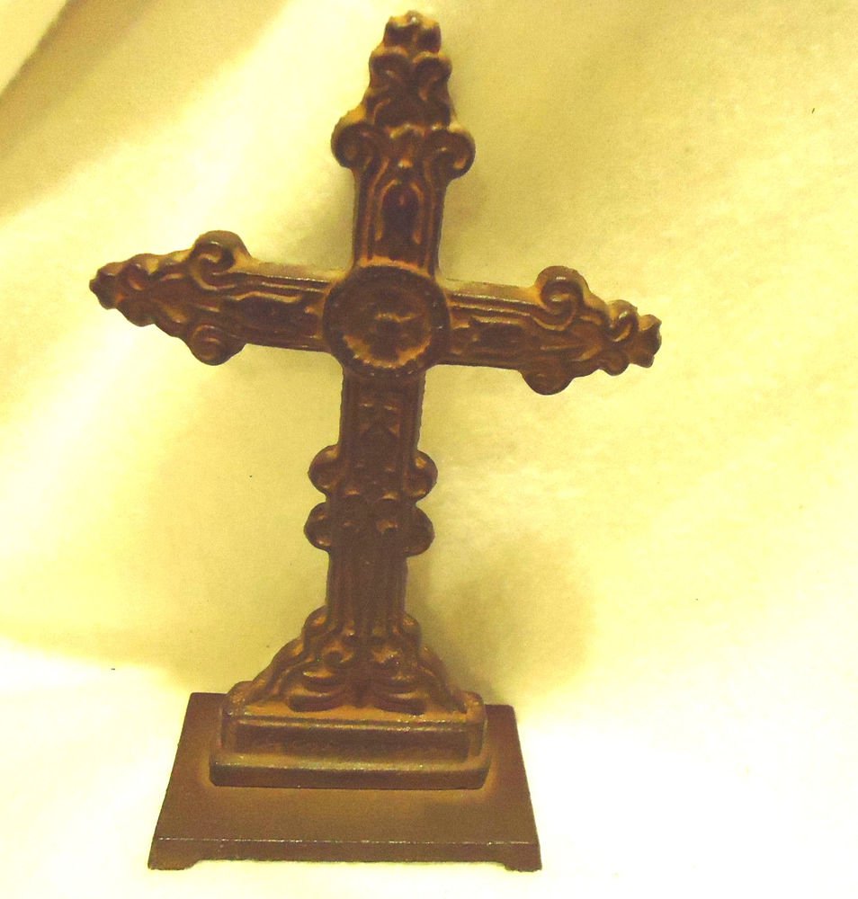 ANTIQUE SOLID CAST IRON STANDING CROSS...UNIQUE DESIGN...APPROX 7" TALL