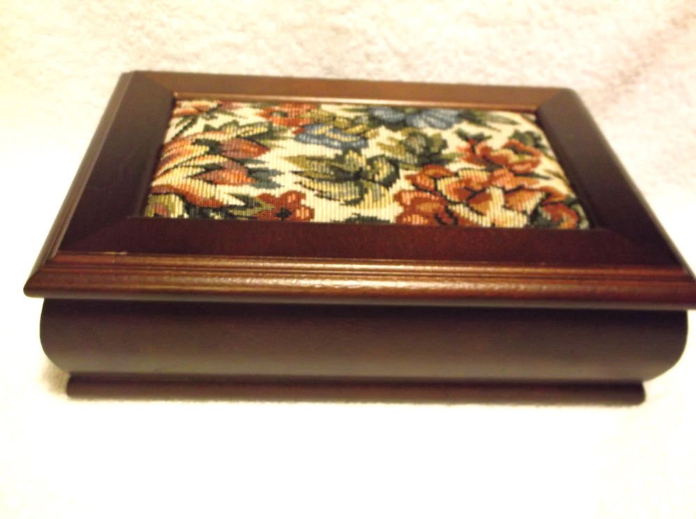 WOODEN JEWELRY BOX/ORGANIZER-RINGS, NECKLACES, ALL WITH NICE MIRROR..PADDED TOP