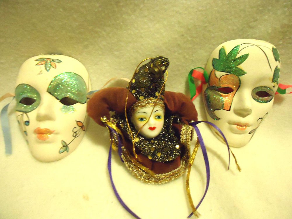 TWO BEAUTIFUL SMALL MARTI GRAS MASKS AND SMALL JESTER DOLL....GREAT COLORS