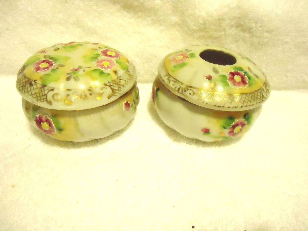 VERY FINE NIPPON PORCELAIN DRESSER SET/HAIR RECEIVER & TRINKET BOX..FLORAL
