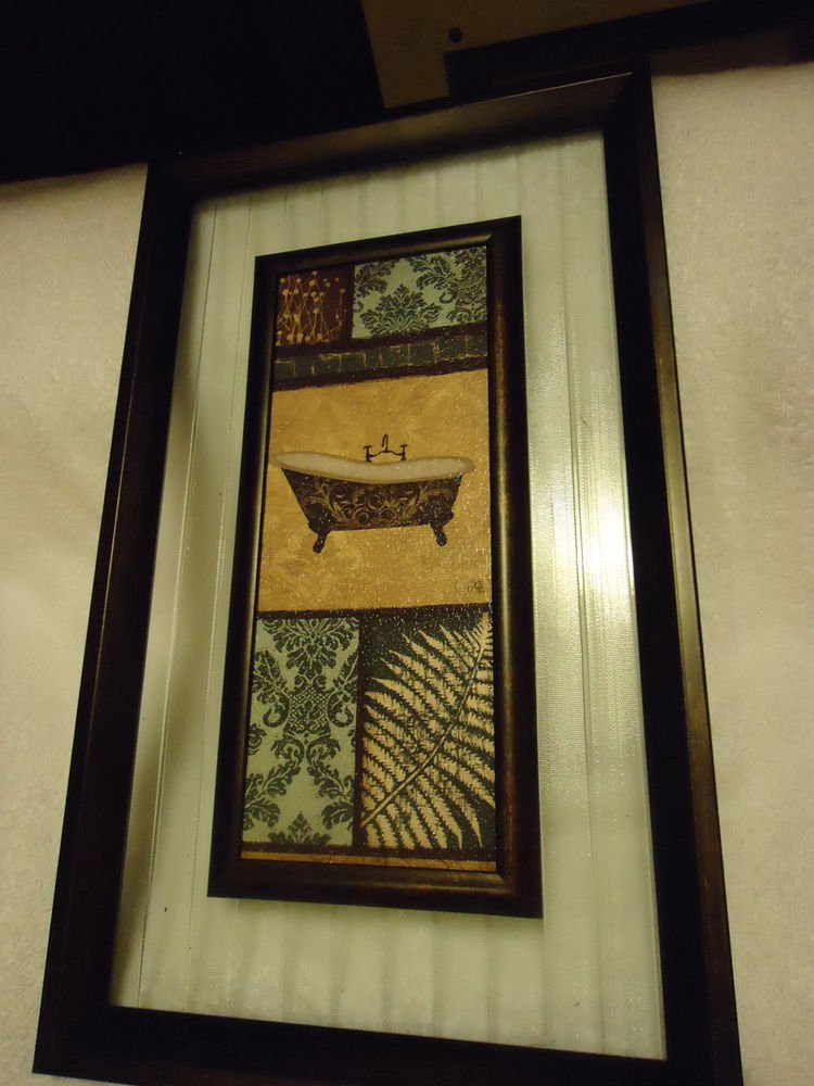 UNIQUE HANGING WALL PLAQUE..WOOD/GLASS/SCENERY--9" X 15"..OLD TUB...GREAT DECOR
