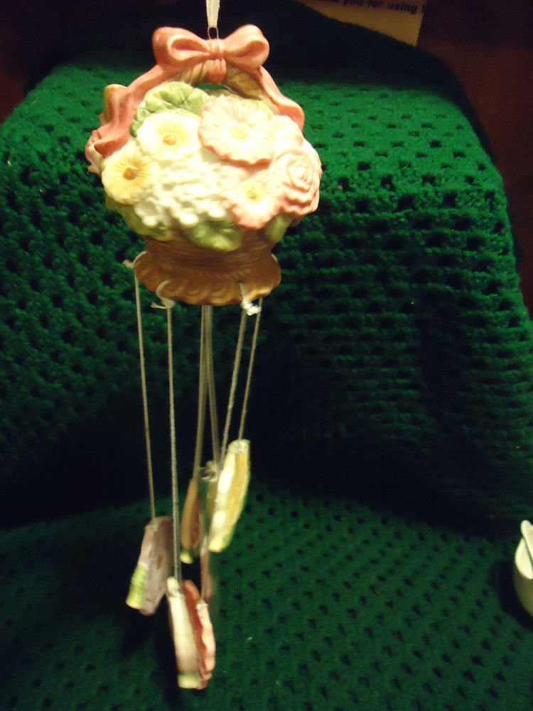 BEAUTIFUL CERAMIC COLORFUL FLORAL WINDCHIME!!!!! APPROX 16" TALL...MUST SEE