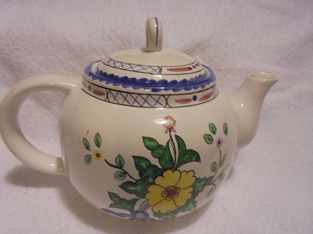 TIFFANY & CO. TWO PIECE HAND PAINTED PLANTER MADE IN PORTUGAL BY LISBON - NICE