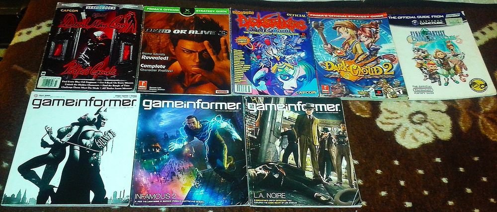Strategy Guides & Game informer Lot Rare Darkstalkers and Dark Cloud 2 Guides