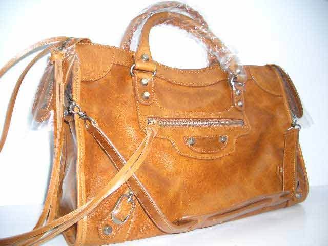 DE MIX MOTORCYCLE LEATHER BAG IN OAK COLOUR