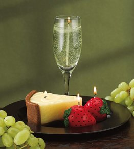 Champagne, Cake & Fruit Candle Gift Set