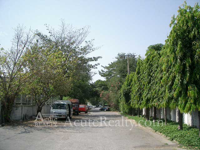 Nang-Lin-Chi ( Sathon)