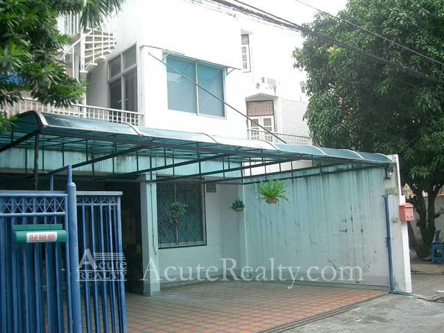 Sukhumvit 55 Thong Lo 14