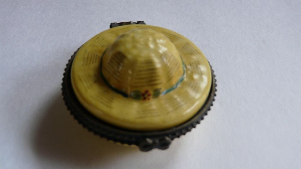 Cute Porcelain TRINKET BOX or PILL BOX of Yello Bonnet Sm Hat & Egg inside