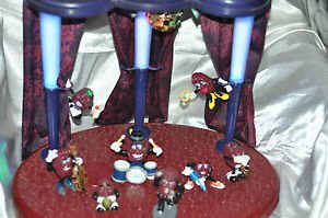 CALIFORNIA RAISINS BAND & LIGHT UP STAGE DIORAMA Lot Of 8 From 1987-1996 Vintage