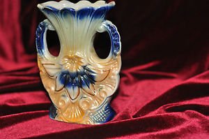 BRAZILIAN OPALESCENT PORCELAIN VASE Multi-Color Post-1940,Arts & Crafts/Mission