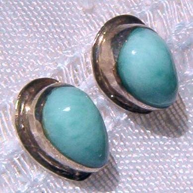 SILVER GEMSTONE EARRINGS (E119)
