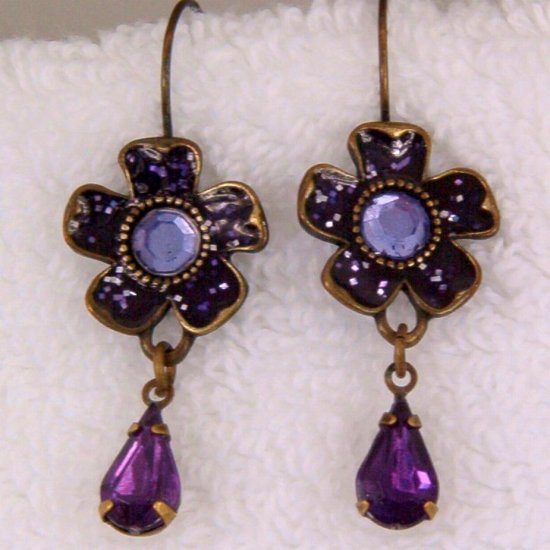 RARE AVON OF BELLEVILLE CONFETTI LUCITE & RHINESTONE EARRINGS (E17)