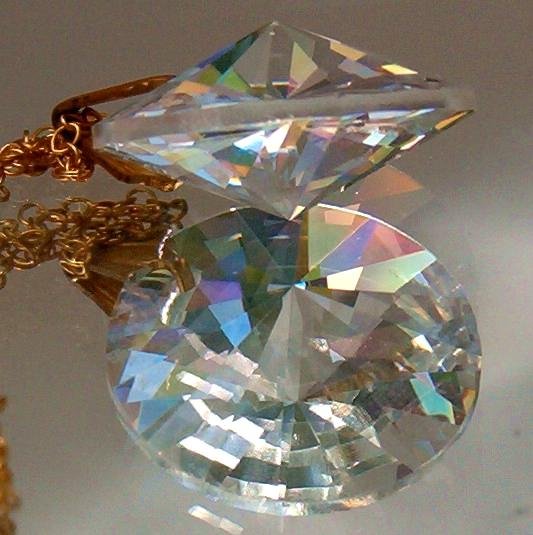 VINTAGE RIVOLI CRYSTAL 14K GF NECKLACE (N31)