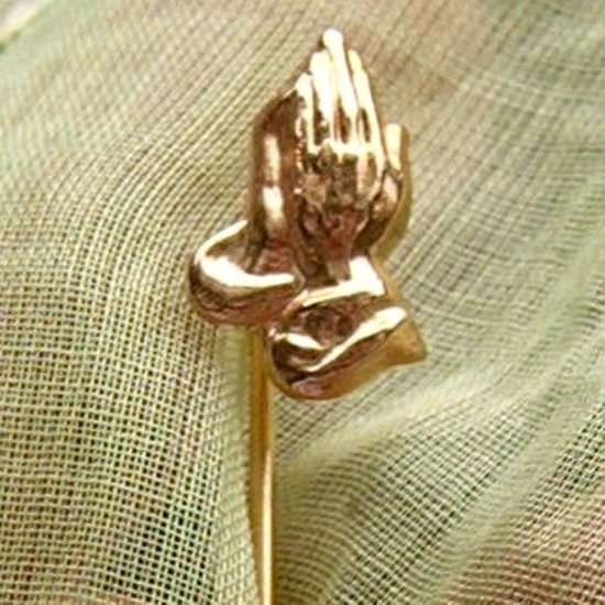 PRAYING HANDS STICKPIN (P74)