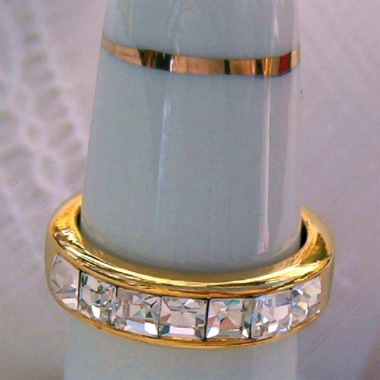 CUBIC ZIRCONIA RING SZ. 5 (R7)