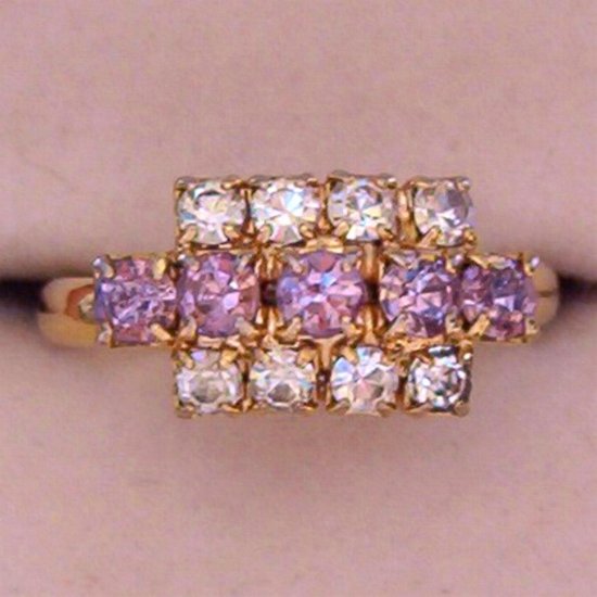 VINTAGE RHINESTONE ADJUSTABLE RING (R11)