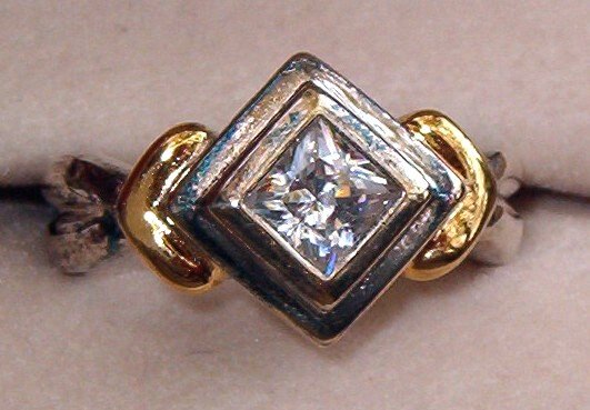 CHARLES WINSTON STERLING CZ RING SZ. 7 3/4 (R22)