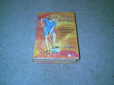 Trixie Belden & the Gatehouse Mystery Hardcover
