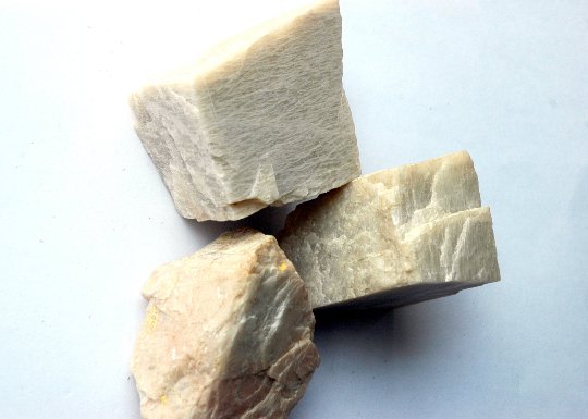 Moonstone Raw Tumbles - 150Gms