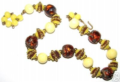 ANTIQUE VENETIAN MUST SEE FOILS NECKLACE 1920