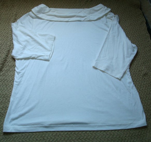 Womens Plus Size Shawl-Collar Cream Top Size 28 28W
